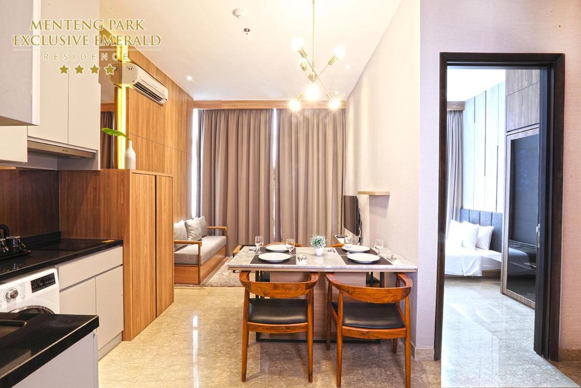 Menteng Park Exclusive Emerald Jacarta Exterior foto