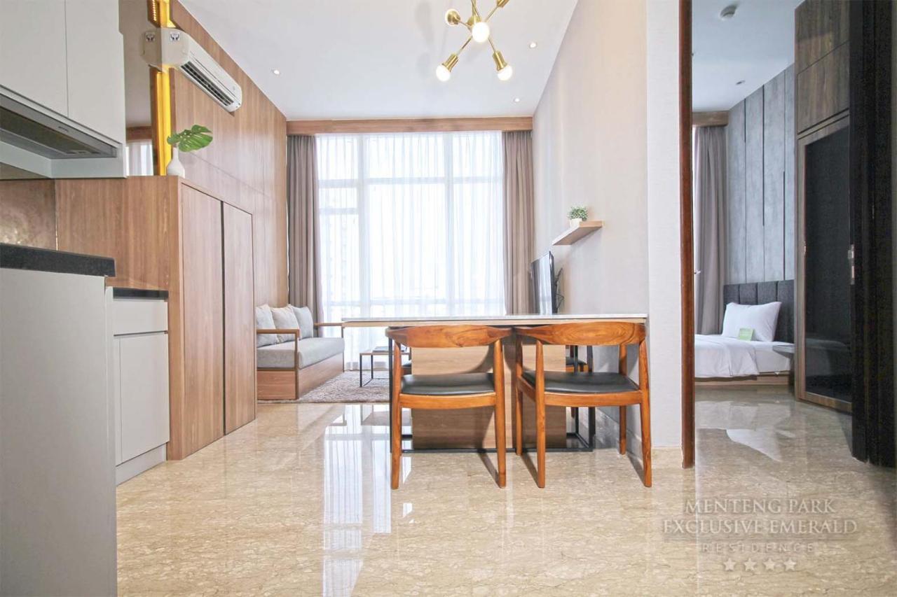 Menteng Park Exclusive Emerald Jacarta Exterior foto