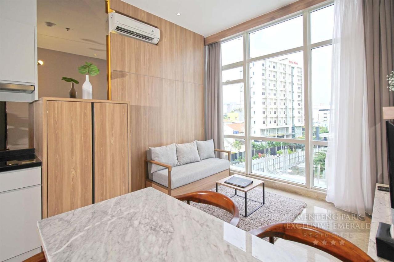 Menteng Park Exclusive Emerald Jacarta Exterior foto