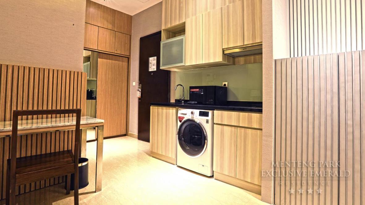 Menteng Park Exclusive Emerald Jacarta Exterior foto